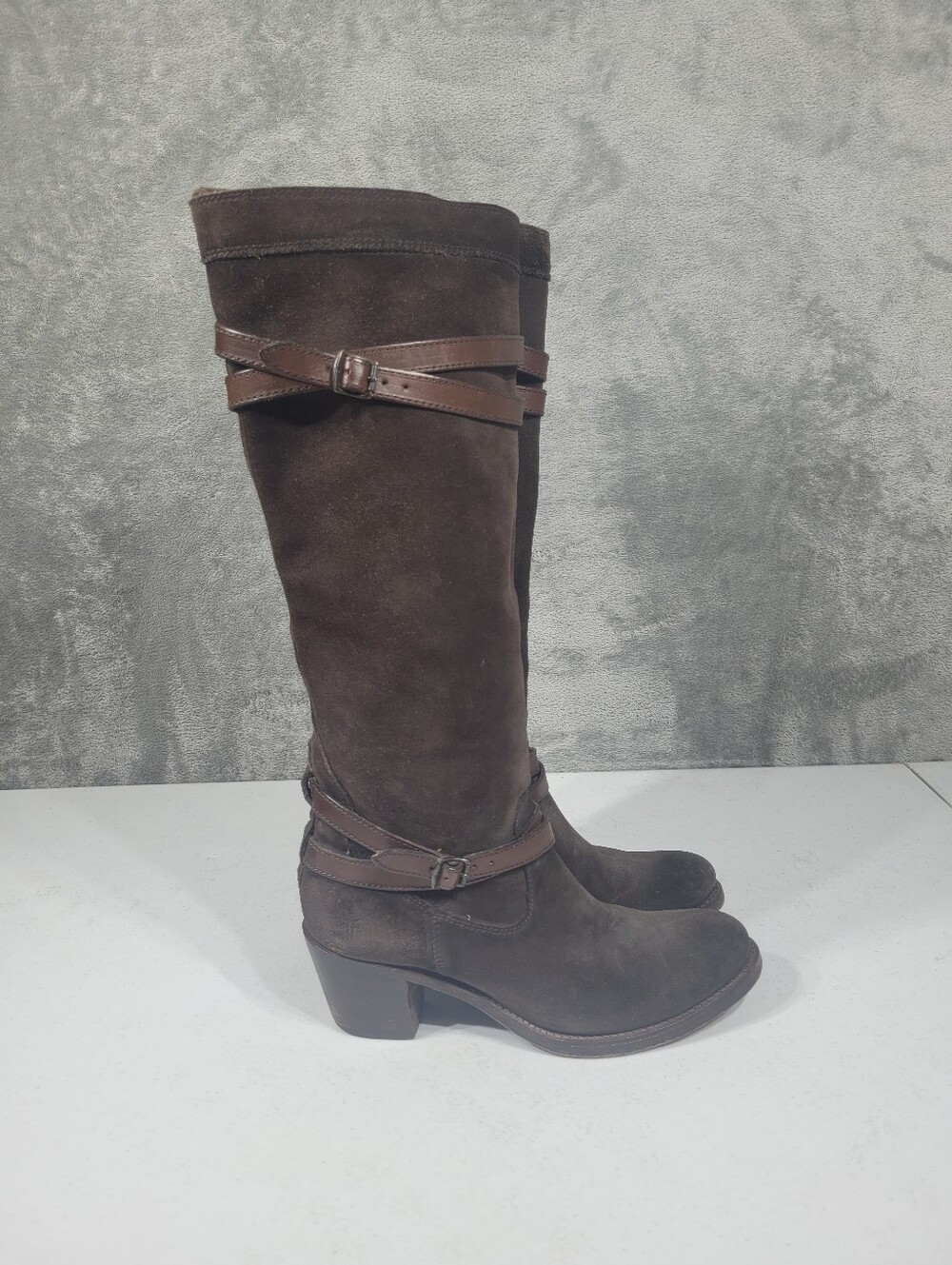 Frye Jane Strappy Knee High Boots Womens Size 7.5 B Brown Suede Leather  Buckle